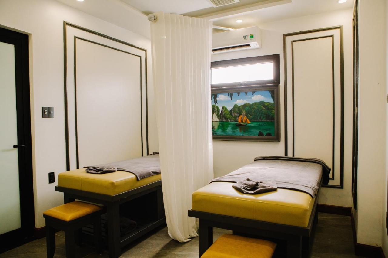 Sala Hotel Hue Bagian luar foto